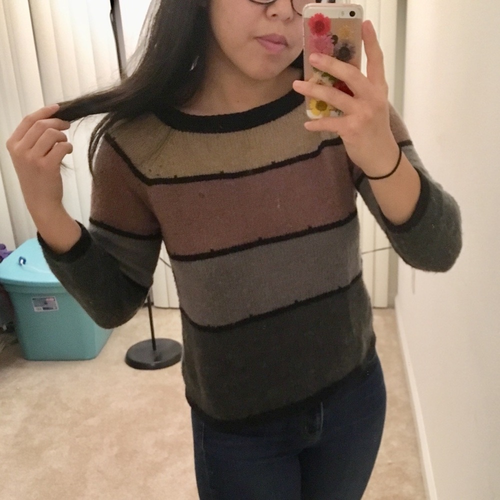 S Vintage Knit Sweater
